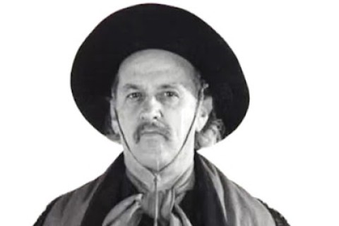 O PAJADOR VAI VIRAR ÓPERA